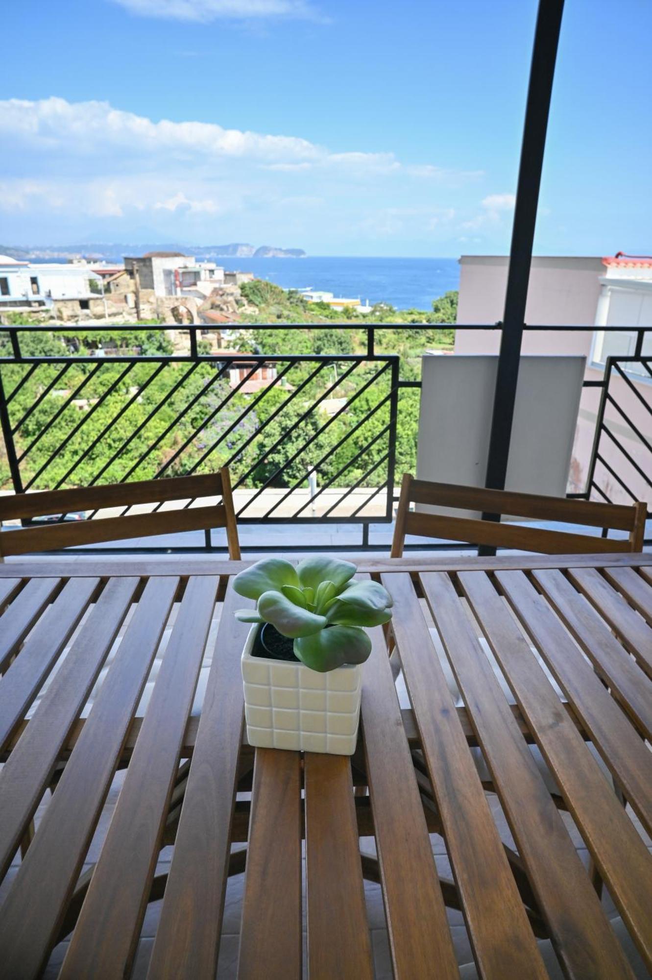 Frontemare Suites Bacoli Zewnętrze zdjęcie